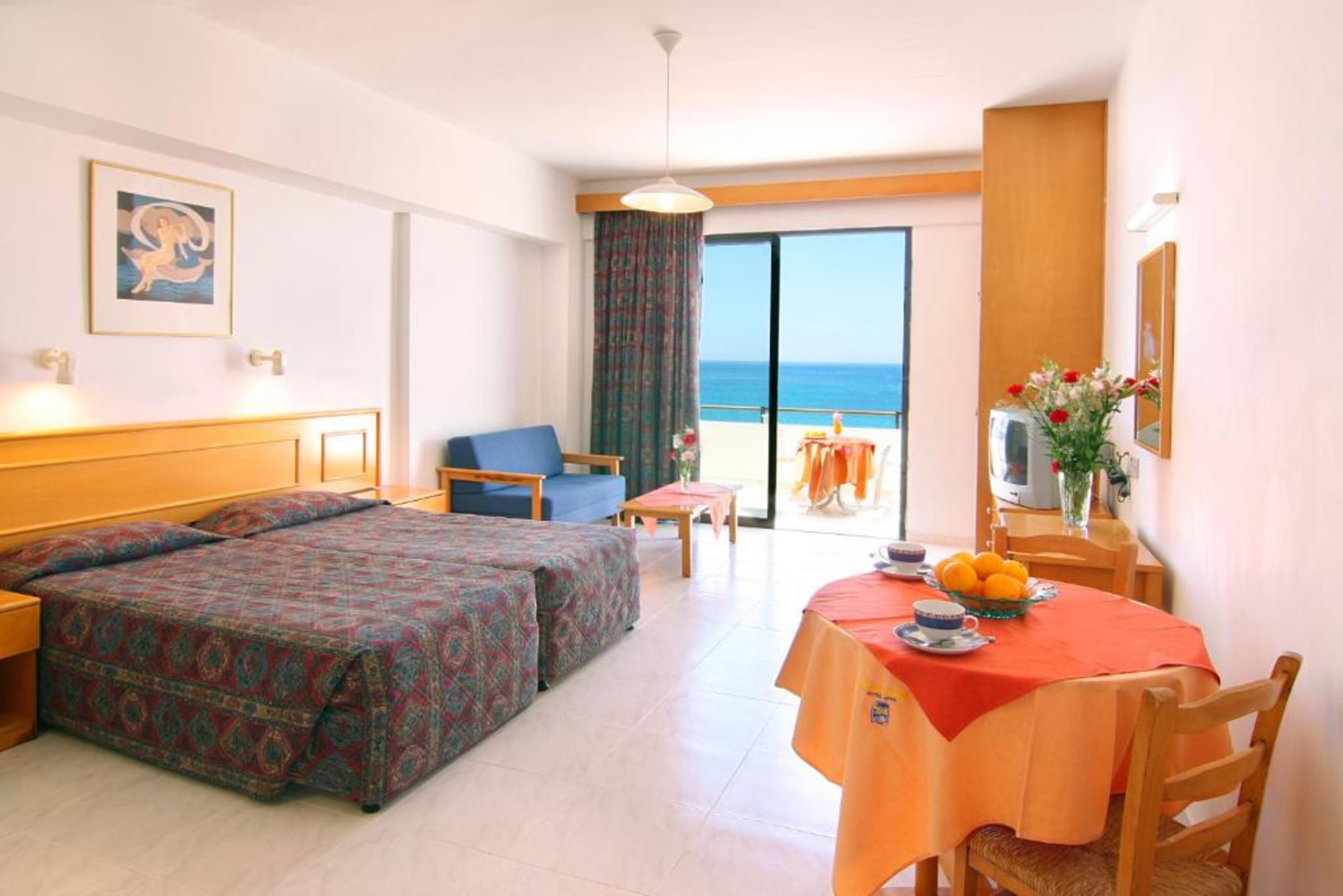 Corallia Beach Hotel Apartments Coral Bay Room photo